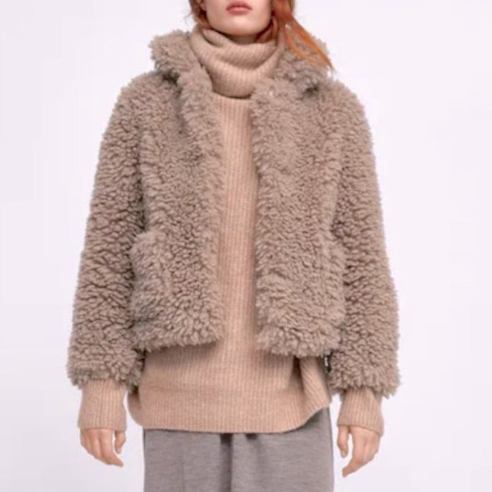 LIKE NEW Zara Teddy Faux Fur Jacket in Taupe-Size M